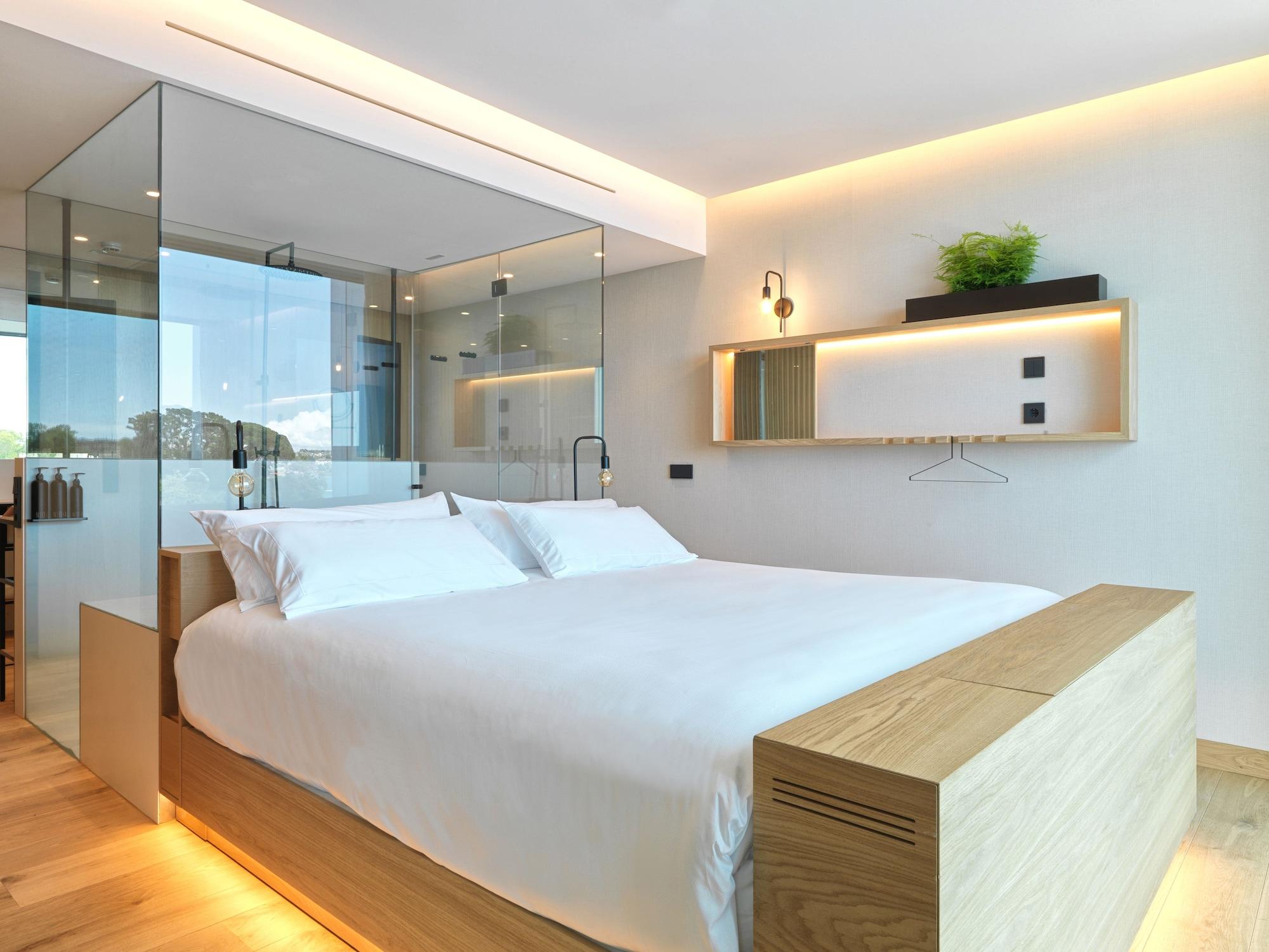 Noa Boutique Hotel 4*