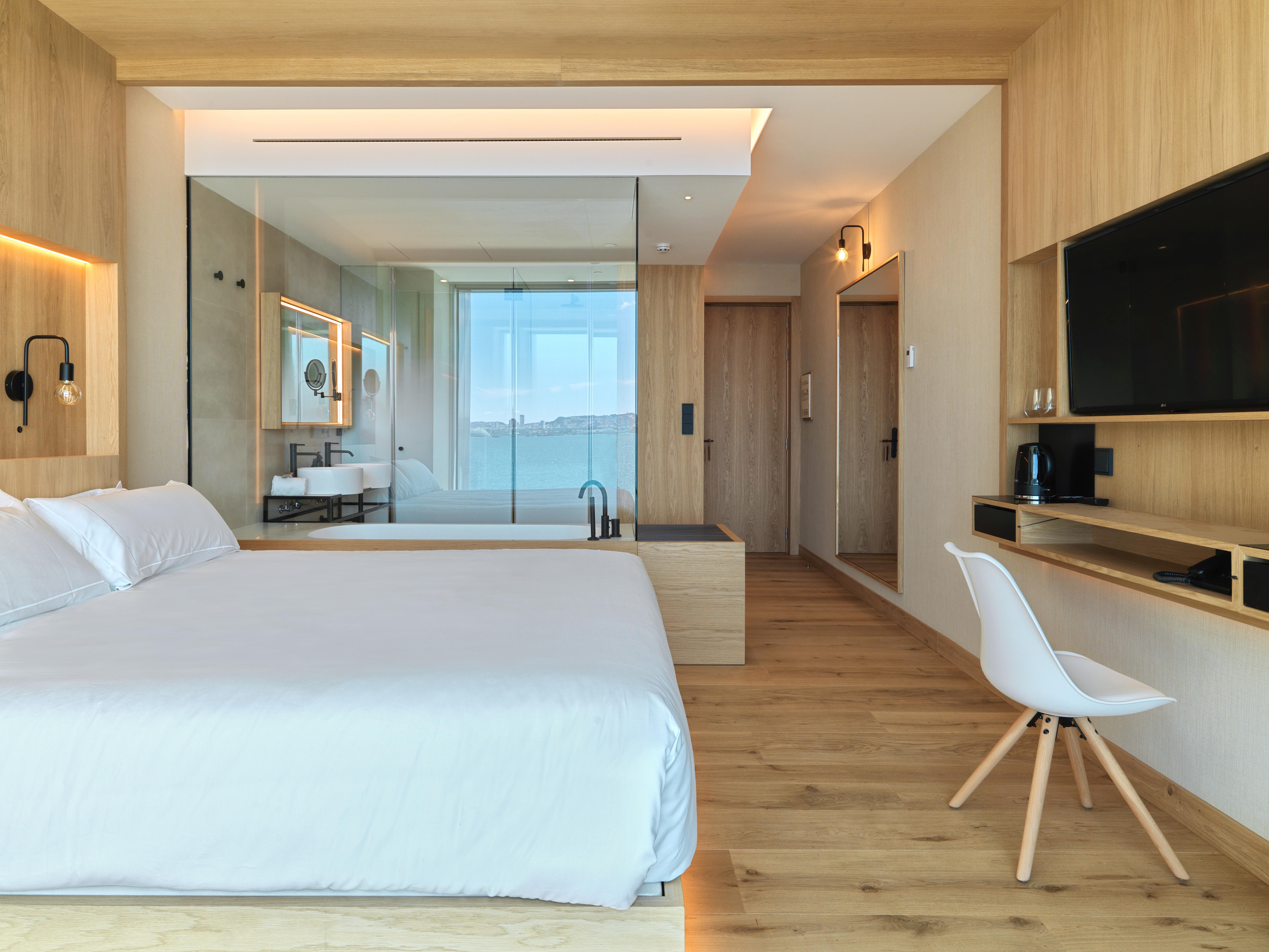 Noa Boutique Hotel 4*